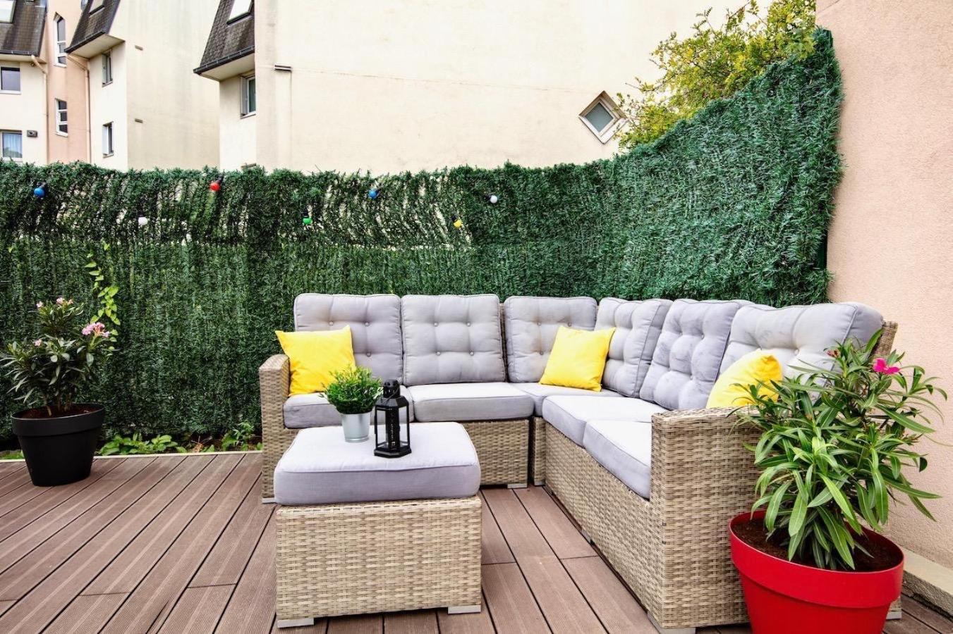 Charmant Refuge Avec Jardin, A 6 Minutes A Pied Du Metro Creteil L Echat-Lovely Retreat With Garden, Located A 6-Minute Walk From Creteil L Echat Metro Station מראה חיצוני תמונה